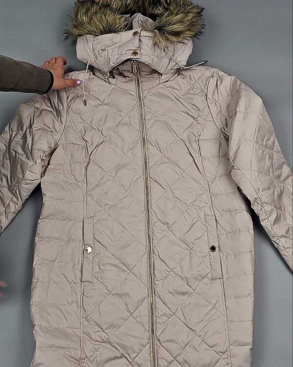 Фотография  161 - Верхняя одежда женская CAN 104#15 кг, ЛОТ СТ-9350 оптом в Иркутске и Иркутской области