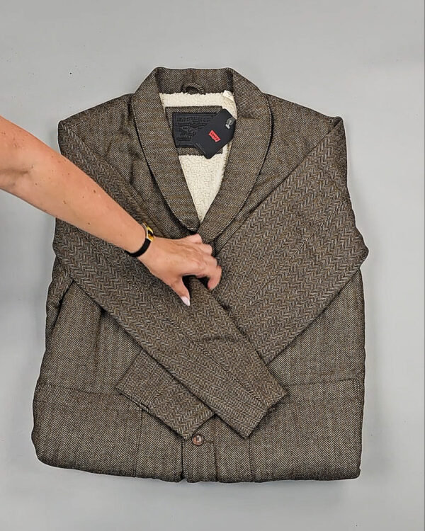 Фотография  933 - Levis mix SW 03#10 кг, ЛОТ СТ-9167 оптом в Иркутске и Иркутской области