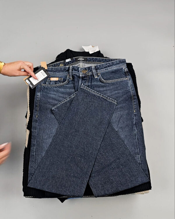 Фотография  644 - JACK JONES Men Winter mix 075#20 кг, ЛОТ № СТ-9266 оптом в Иркутске и Иркутской области