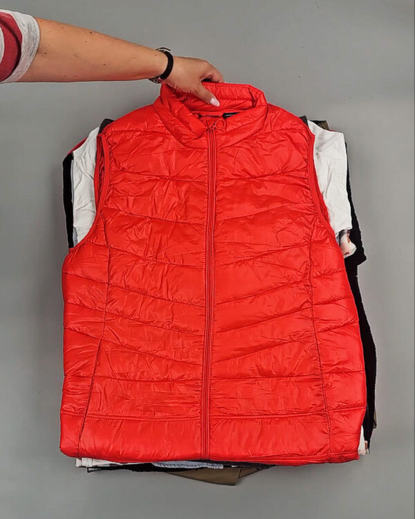 Фотография  808 - LIDL Winter mix 124#15 кг, ЛОТ №9144 оптом в Иркутске и Иркутской области