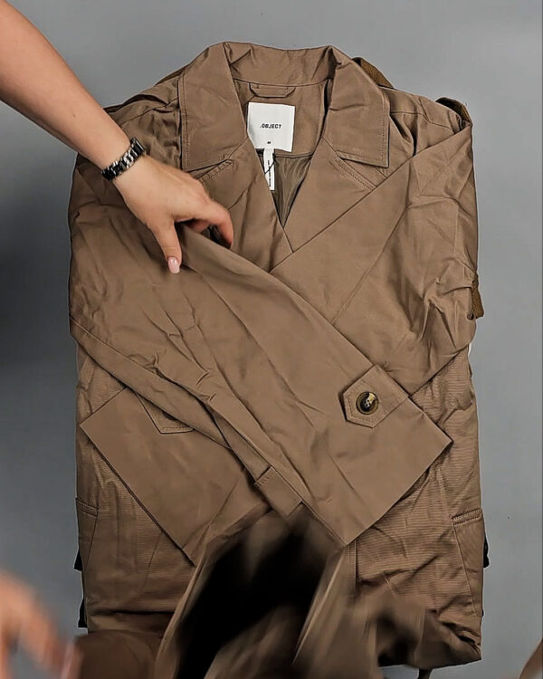 Фотография  915 - Ветровки Bestseller 045#10 кг, ЛОТ СТ-9407 оптом в Иркутске и Иркутской области