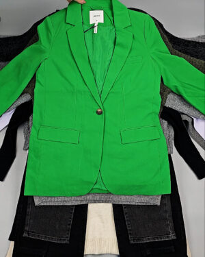 Фотография  565 - Bestseller Winter mix 104#15 кг, ЛОТ № СТ-9526 оптом в Иркутске и Иркутской области