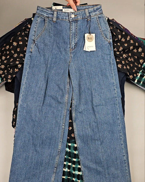 Фотография  894 - B.YOUNG Winter mix 104#15 кг, ЛОТ СТ-9596 оптом в Иркутске и Иркутской области