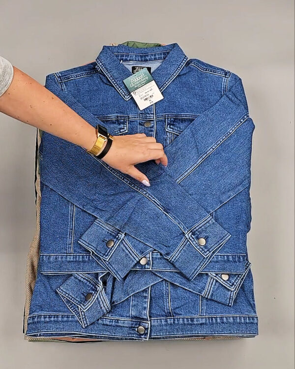 Фотография  848 - Ветровки женские CAN 104#12 кг оптом в Иркутске и Иркутской области