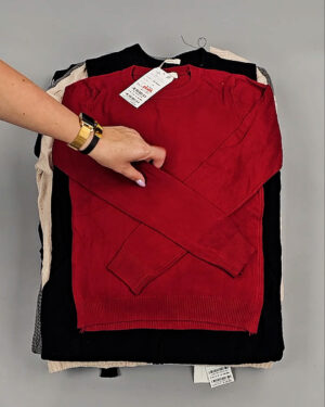 Фотография  351 - Джемпера Корея 085#7 кг, ЛОТ СТ-9415 оптом в Иркутске и Иркутской области