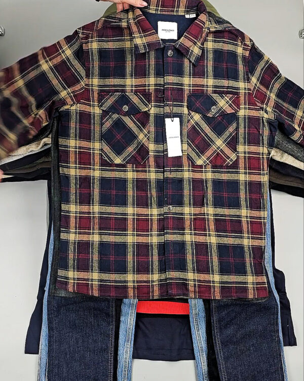 Фотография  880 - JACK JONES Men Winter mix 075#20 кг, ЛОТ № СТ-9533 оптом в Иркутске и Иркутской области