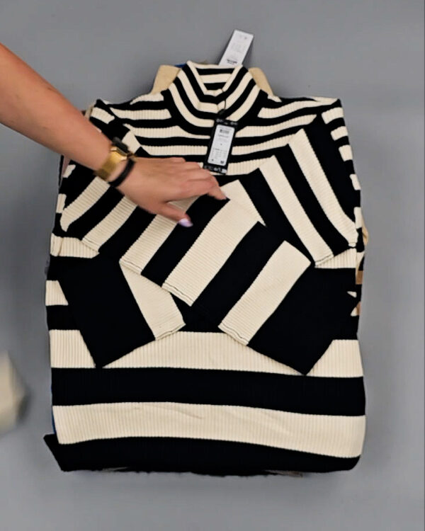 Фотография  865 - Джемпера Bestseller 104#7 кг, ЛОТ СТ-9423 оптом в Иркутске и Иркутской области