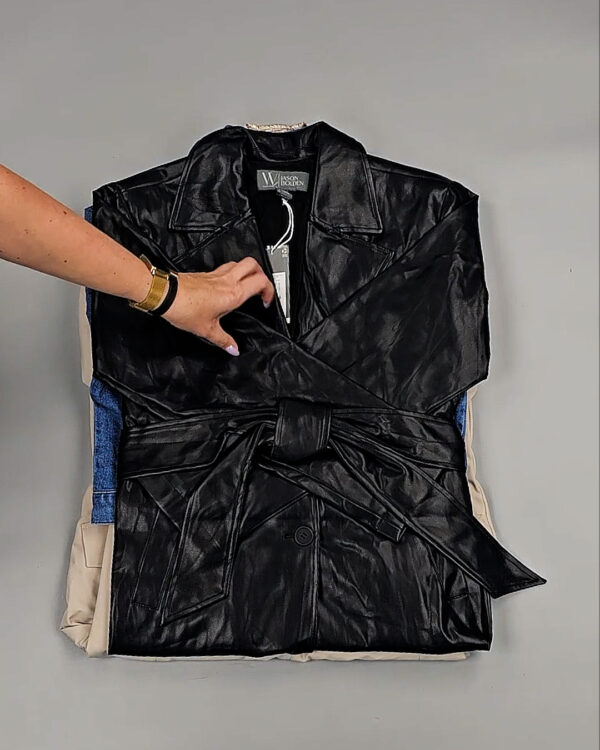 Фотография  815 - Ветровки женские CAN 104#12,4 кг, ЛОТ СТ-9403 оптом в Иркутске и Иркутской области