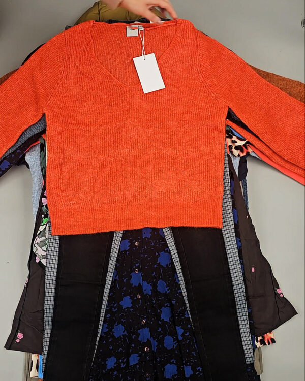 Фотография  687 - ICHI Winter mix 104#15 кг, ЛОТ СТ-9594 оптом в Иркутске и Иркутской области