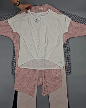 Фотография  622 - Комплекты жен Корея 085#5 кг, ЛОТ СТ-9574 оптом в Иркутске и Иркутской области