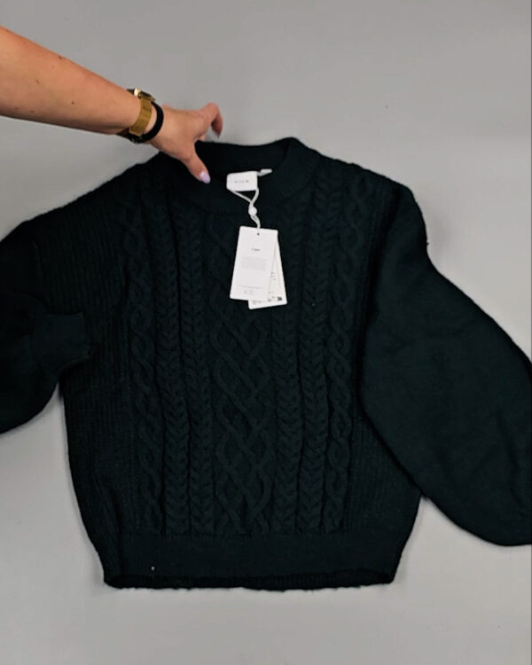 Фотография  922 - Джемпера Bestseller 104#7 кг, ЛОТ СТ-9423 оптом в Иркутске и Иркутской области