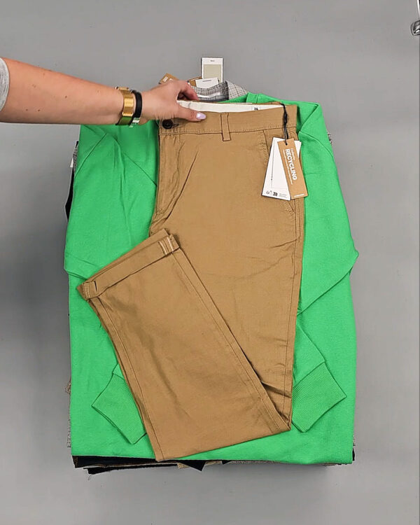 Фотография  501 - JACK JONES Men Winter mix 075#20 кг, ЛОТ № СТ-9445 оптом в Иркутске и Иркутской области