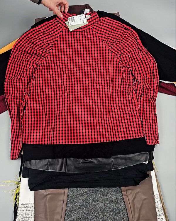 Фотография  830 - H&M A/W Women mix 095#15 кг оптом в Иркутске и Иркутской области