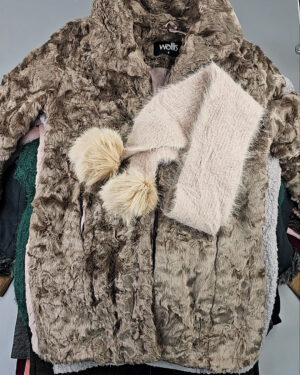 Купить Женский микс зима (Winter mix)#20 кг, ЛОТ СХ-0208 оптом в Иркутске и Иркутской области