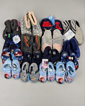 Купить Обувь домашняя дети СТОК 065#3,2 кг, ЛОТ СТ-9727 оптом в Иркутске и Иркутской области