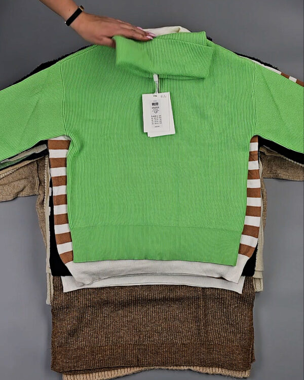 Фотография  623 - Джемпера Bestseller 104#7 кг оптом в Иркутске и Иркутской области