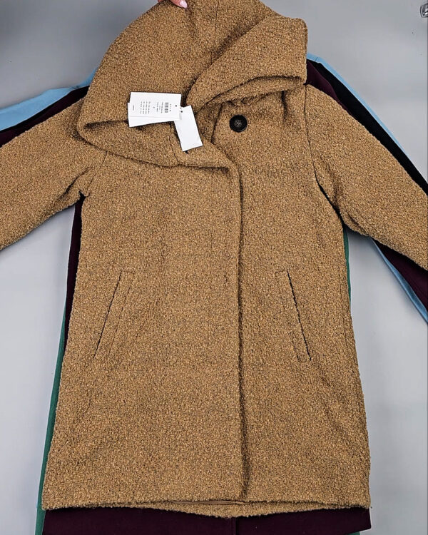 Фотография  149 - Пальто Bestseller 045#10 кг оптом в Иркутске и Иркутской области