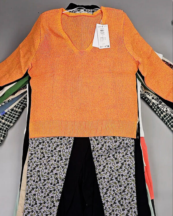 Фотография  941 - DK+Bestseller 085#16 кг, ЛОТ СТ-9953 оптом в Иркутске и Иркутской области