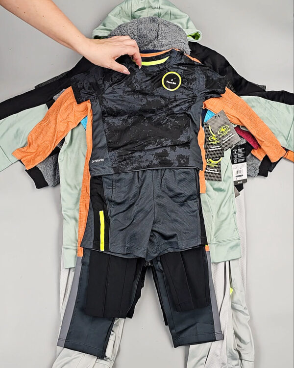 Фотография  760 - Спортивные костюмы дети CAN#6 кг, ЛОТ СТ-9738 оптом в Иркутске и Иркутской области