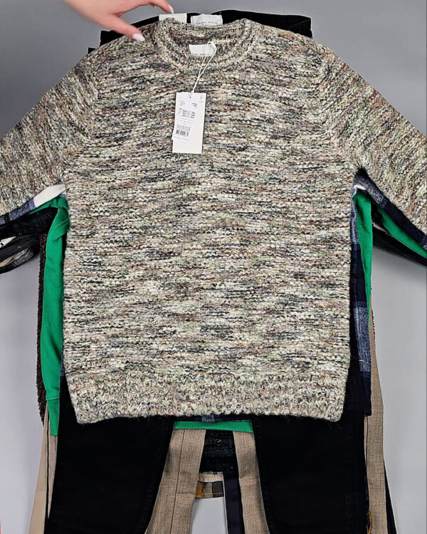 Фотография  493 - CASUAL FRIDAY Winter 075#20 кг, ЛОТ СТ-9985 оптом в Иркутске и Иркутской области