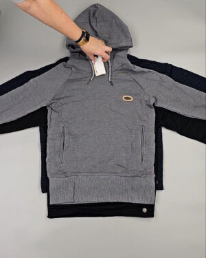 Фотография  597 - Толстовки Bestseller+DK 035#7 кг, ЛОТ СТ-9840 оптом в Иркутске и Иркутской области