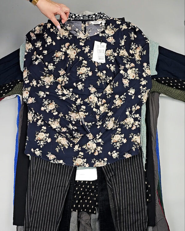 Фотография  834 - DK, Bestseller + Winter mix#15 кг оптом в Иркутске и Иркутской области