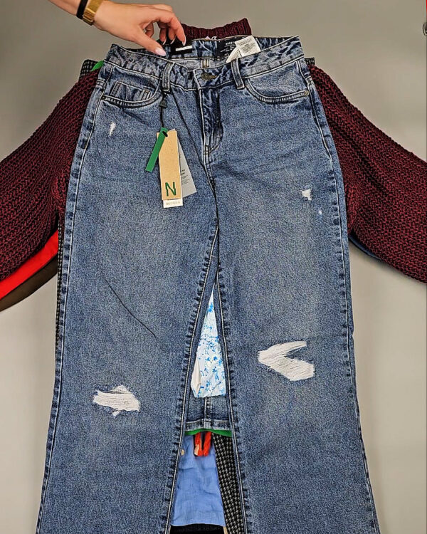 Фотография  704 - DK+Bestseller 085#16 кг, ЛОТ СТ-9950 оптом в Иркутске и Иркутской области