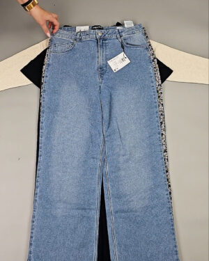 Фотография  978 - DK+Bestseller 085#16 кг, ЛОТ СТ-9952 оптом в Иркутске и Иркутской области