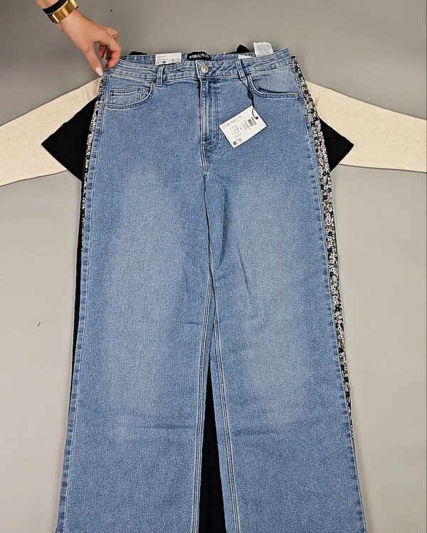 Фотография  167 - DK+Bestseller 085#16 кг, ЛОТ СТ-9952 оптом в Иркутске и Иркутской области