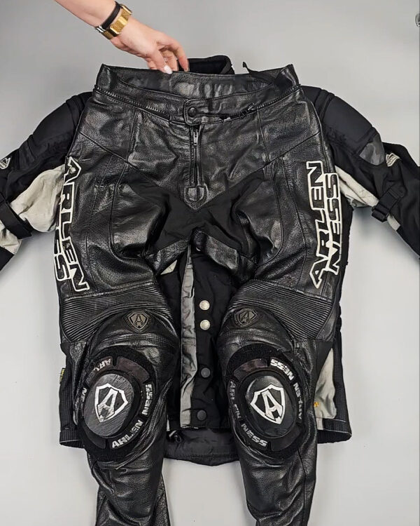 Фотография  776 - МОТО одежда mix БМ#19,4 кг, ЛОТ СХ-0277 оптом в Иркутске и Иркутской области