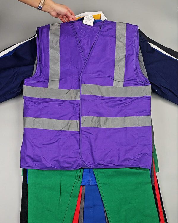 Фотография  411 - Рабочая одежда крем+экстра (Work clothes cr+ex)#25 кг, ЛОТ СХ-0264 оптом в Иркутске и Иркутской области